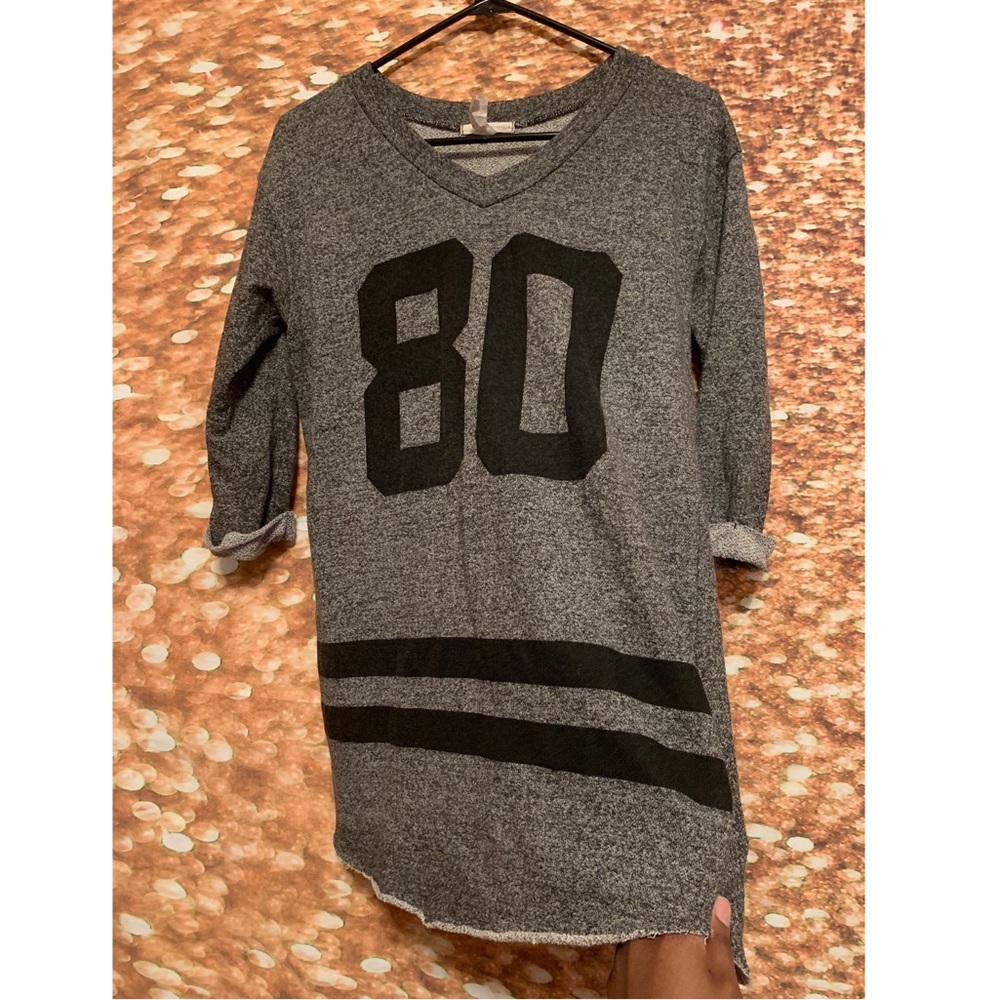 Mid-Sleeve Cuffed Sweater
